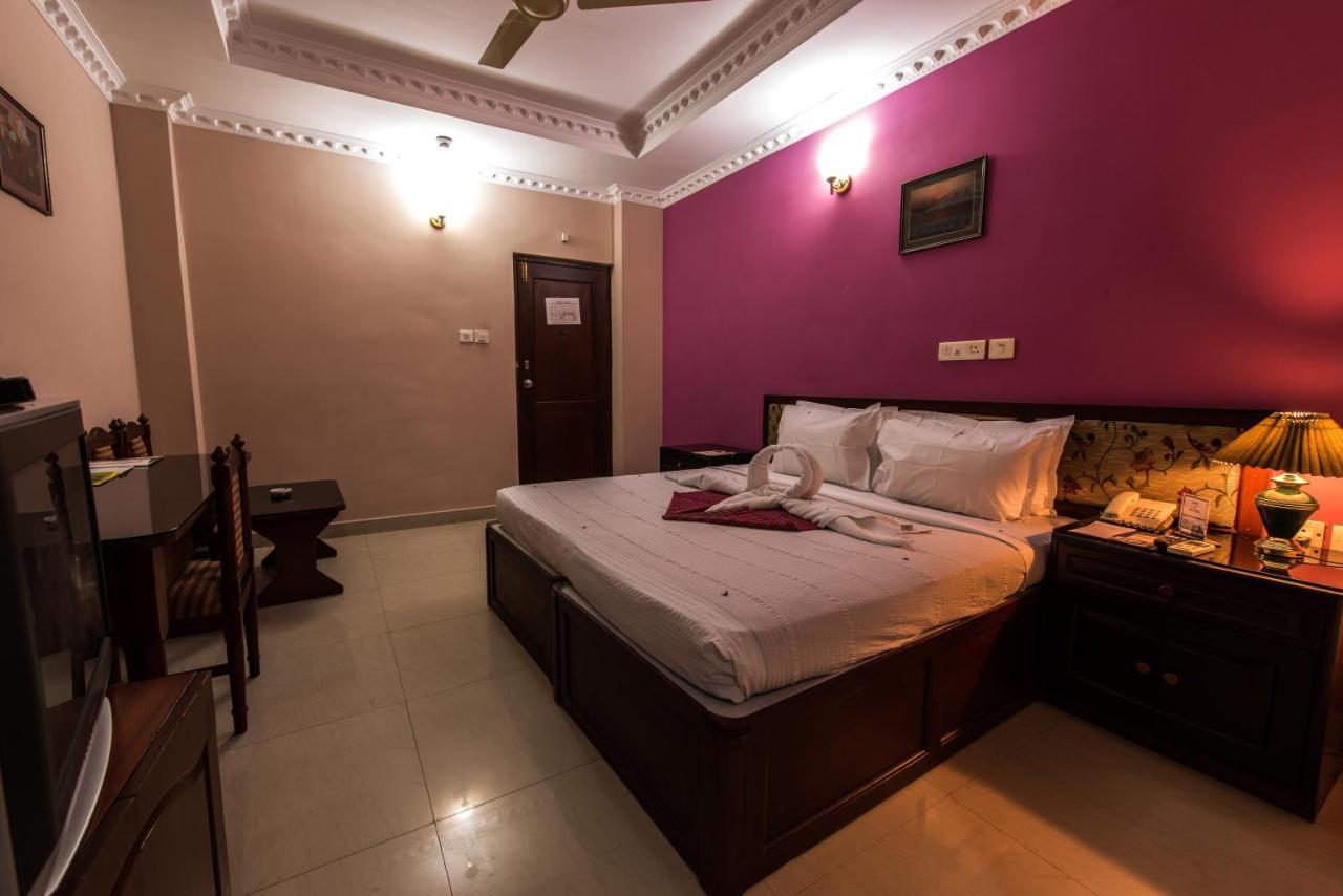 Kallada Hotels And Resorts Thrissur 外观 照片