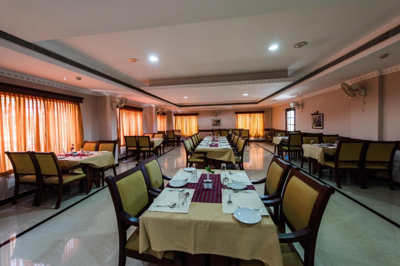 Kallada Hotels And Resorts Thrissur 外观 照片
